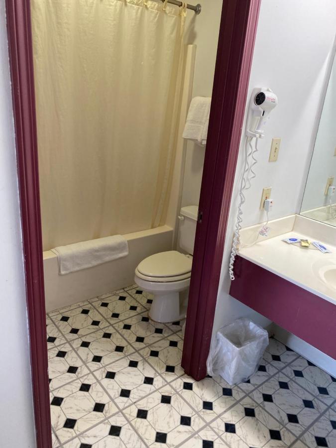 Royal Inn Albany Экстерьер фото